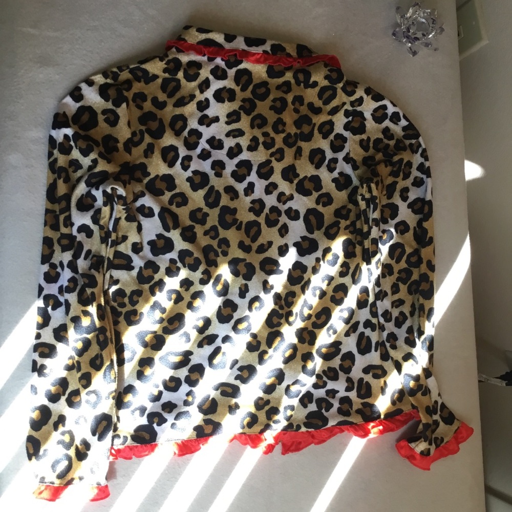 Girl’s Button Down Pajama Top (B) - Picture 2 of 4